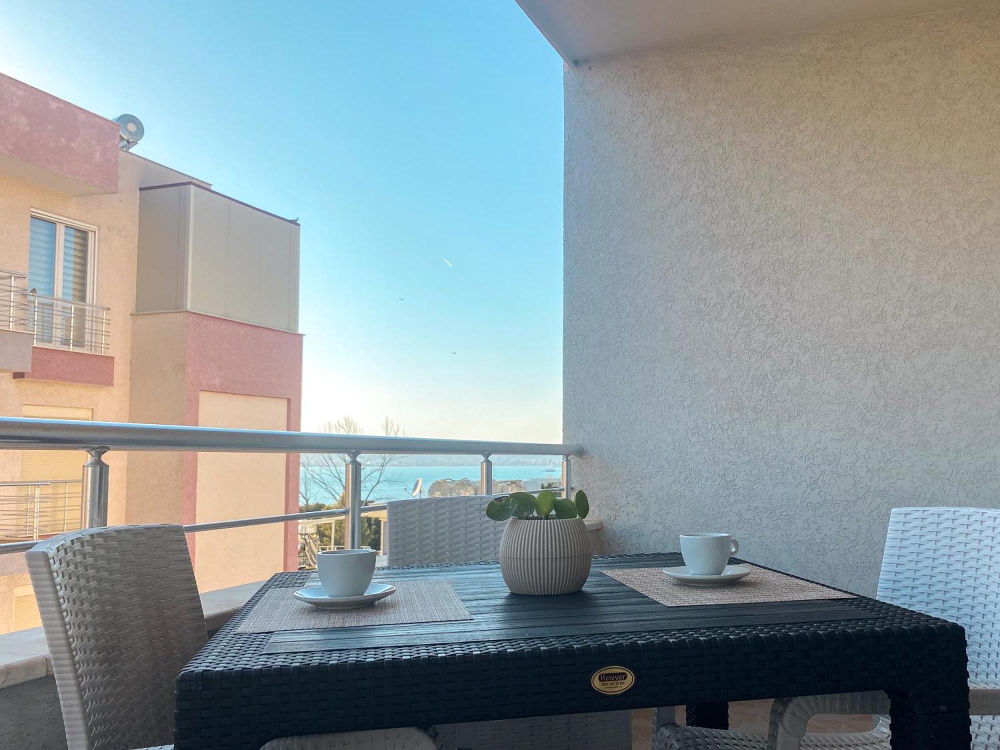 Lunasol Seaside Apartments ดูร์เรส ภายนอก รูปภาพ